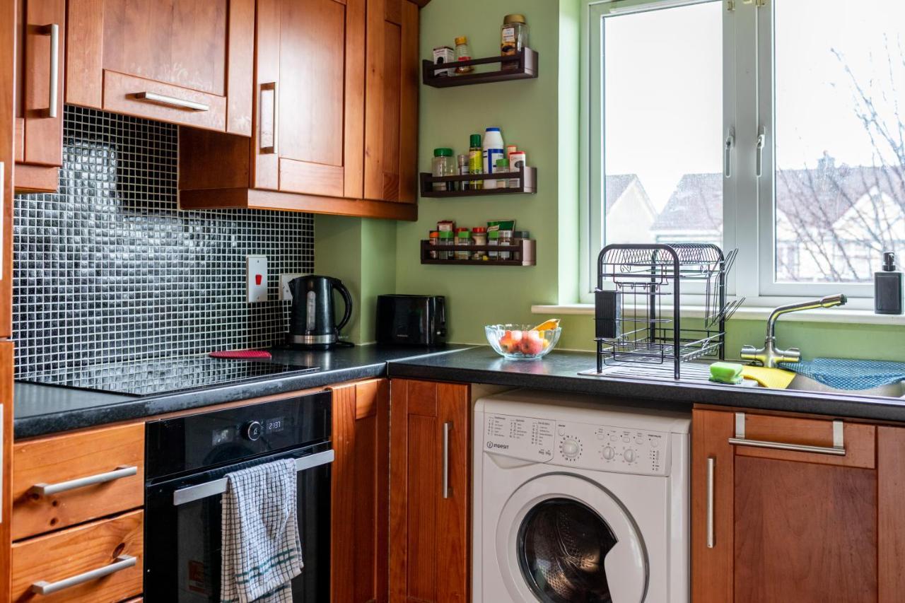 Orchard Way, Shared With An Amazing Double Bedroom With Ensuite Privatunterkunft *
